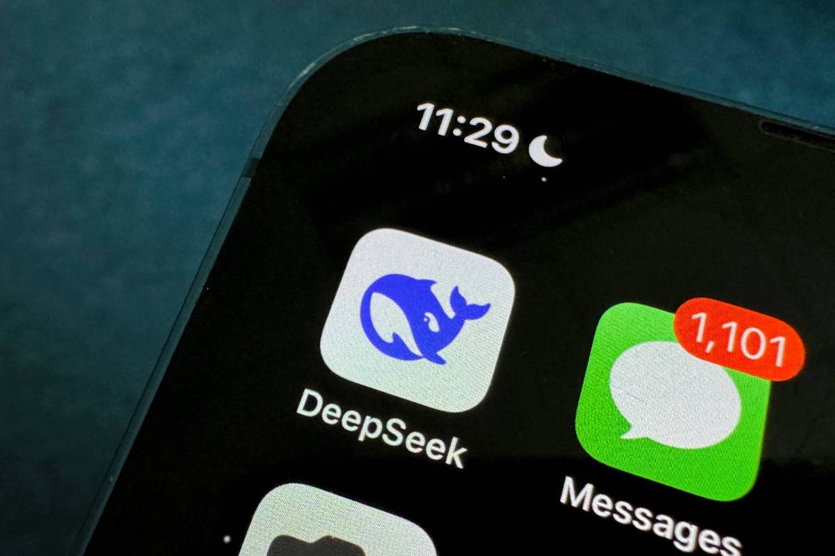 DeepSeek-Everything-you-need-to-know-about-the-AI-chatbot.jpg DeepSeek app icon on mobile phone