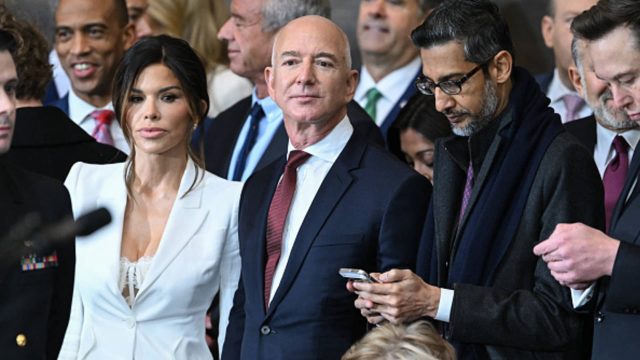 Elon-Musk-praises-Jeff-Bezos-Washington-Post-opinion-changes.jpeg Elon Musk praises Jeff Bezos Washington Post opinion changes