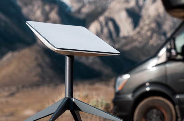 FAA-tests-Starlink-terminals-as-Musk-claims-Verizon-tech-is.jpeg Starlink dish next to RV