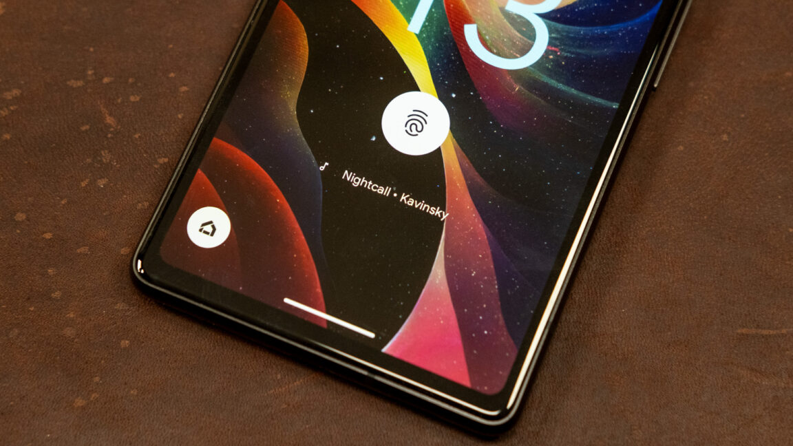 Google-will-finally-fix-awesome-but-broken-song-detection-feature.jpg Now Playing phone screen