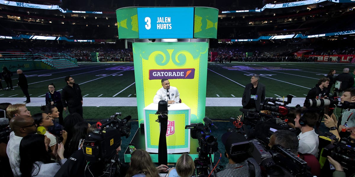 Influencers-Are-Everywhere-at-Super-Bowl-2025-Embraced-by-NFL.jpeg Influencers Are Everywhere at Super Bowl 2025, Embraced by NFL, Brands
