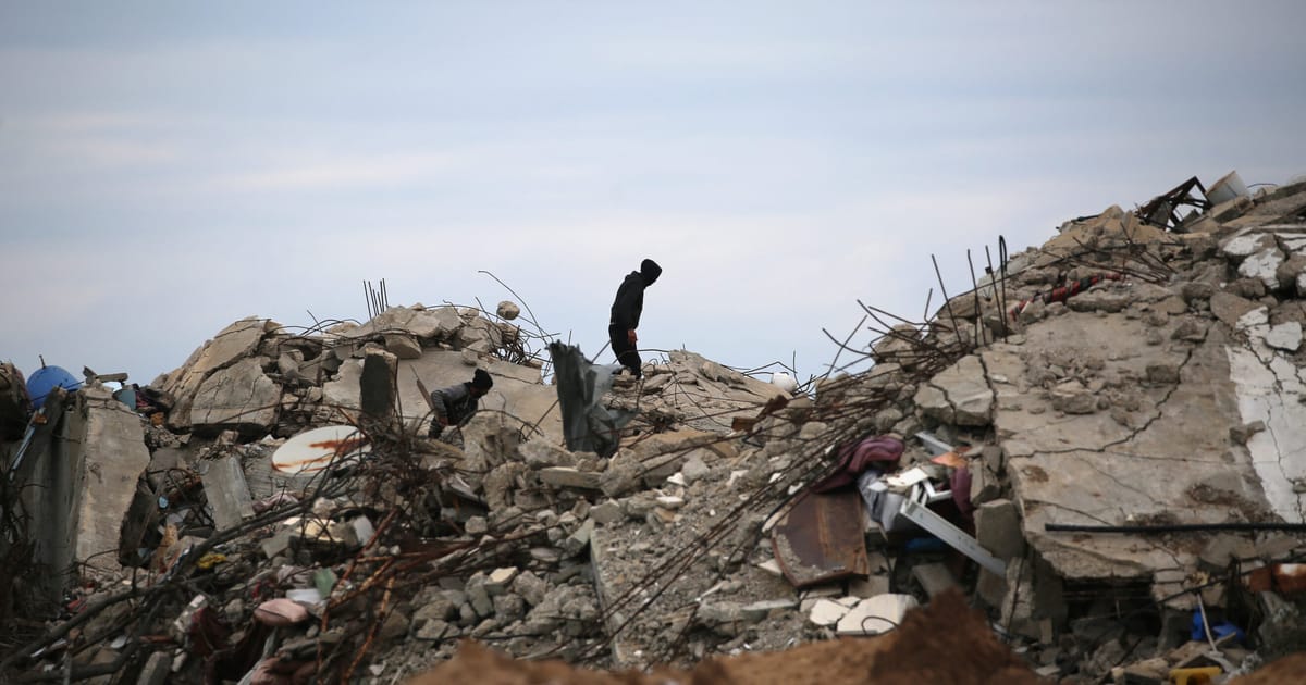 Israel-withdraws-troops-from-key-Gaza-corridor-under-fragile-cease-fire.jpg Israel withdraws troops from key Gaza corridor under fragile cease-fire