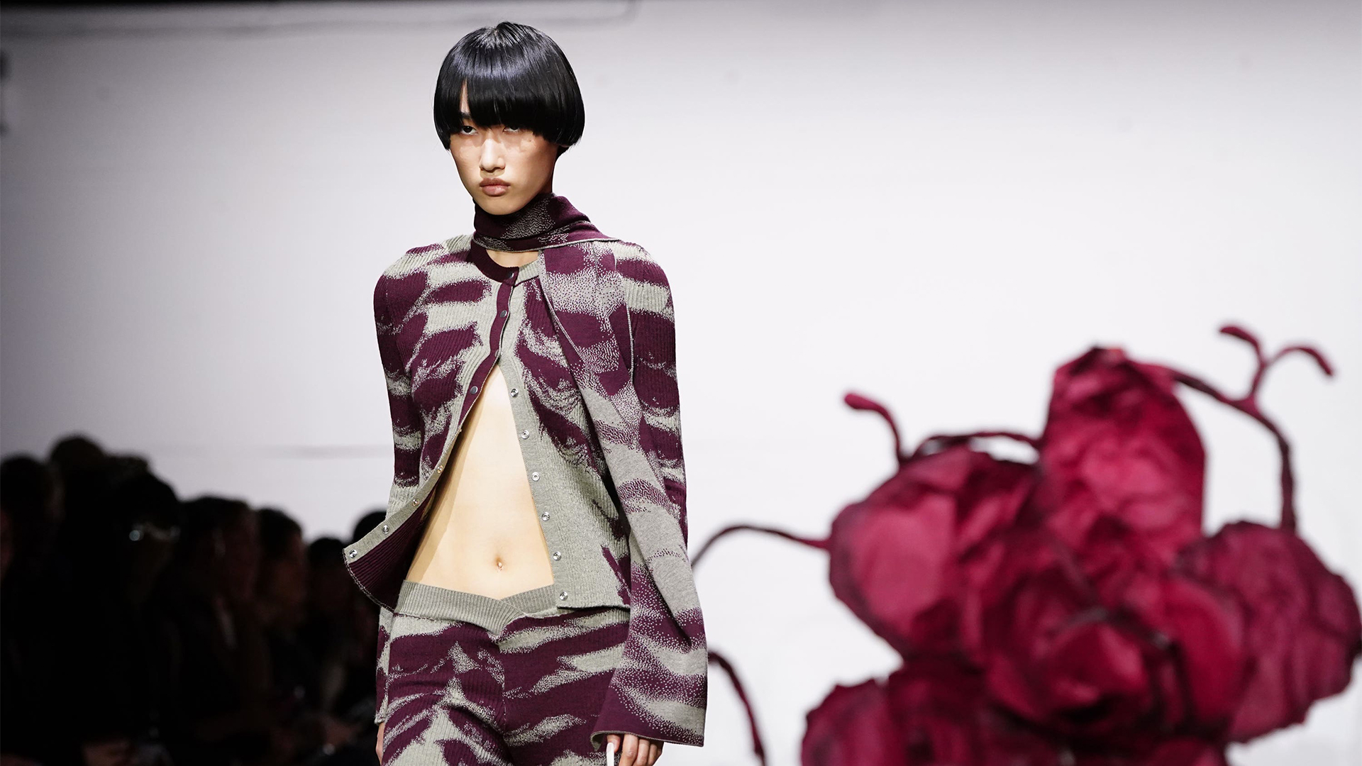 LFW-AW25-Highlights-Chet-Lo-Roksanda-Sinead-Gorey-and-more.jpg LFW AW25 Highlights: Chet Lo, Roksanda, Sinead Gorey and more...