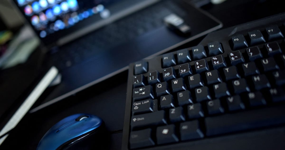 Russia taps cybercriminals to keep military pressure on Ukraine 