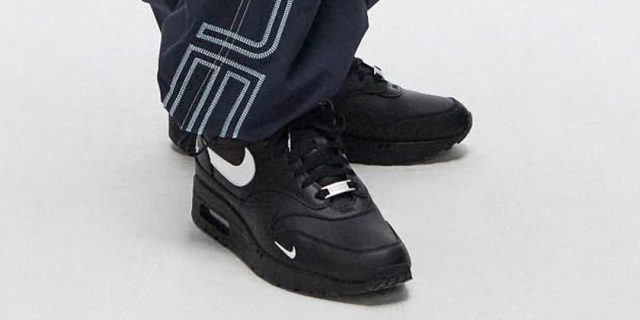 Supreme-Nike-Air-Max-1-87-Black-HF8813-001-Release-Info.jpg Supreme Nike Air Max 1 '87 Black HF8813-001 Release Info