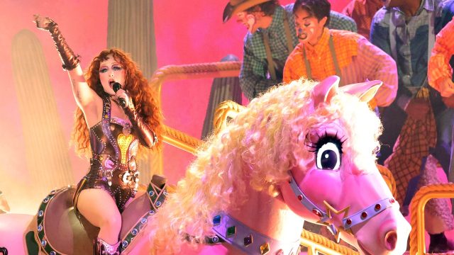 Watch-Chappell-Roan-Perform-Pink-Pony-Club-at-the-2025.jpeg Watch Chappell Roan Perform “Pink Pony Club” at the 2025 Grammys