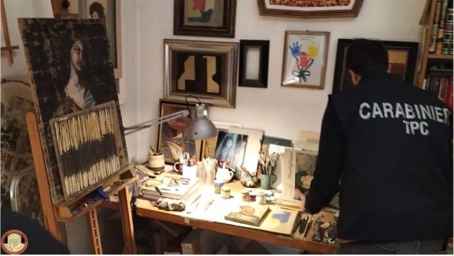Workshop-Producing-Art-Forgeries-Busted-by-Italian-Police-Outside-Rome.jpg Workshop Producing Art Forgeries Busted by Italian Police Outside Rome