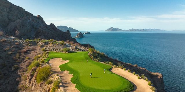 TPC Danzante Bay Home to Mexico's Most Instagrammable Hole