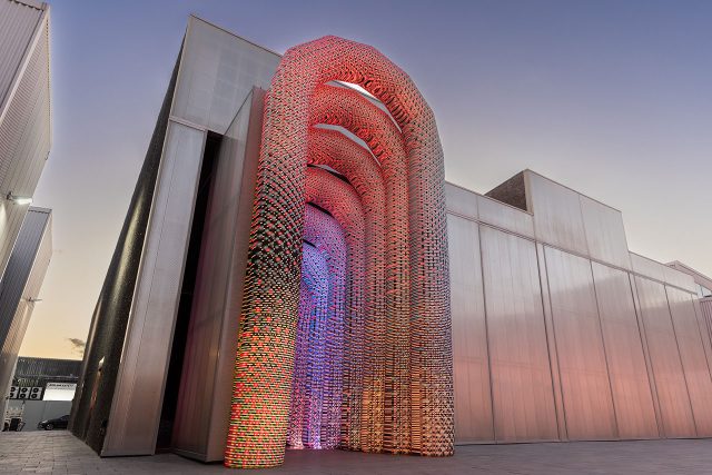 ENESS Creates Inflatable Exhibition That Evokes Happiness