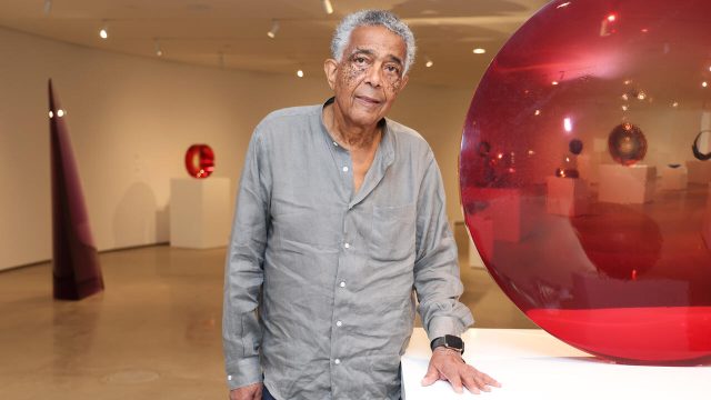 1742842445_Fred-Eversley-Pioneer-in-Light-and-Space-Movement-Has-Died.jpg Fred Eversley, Pioneer in Light and Space Movement, Has Died Aged 83