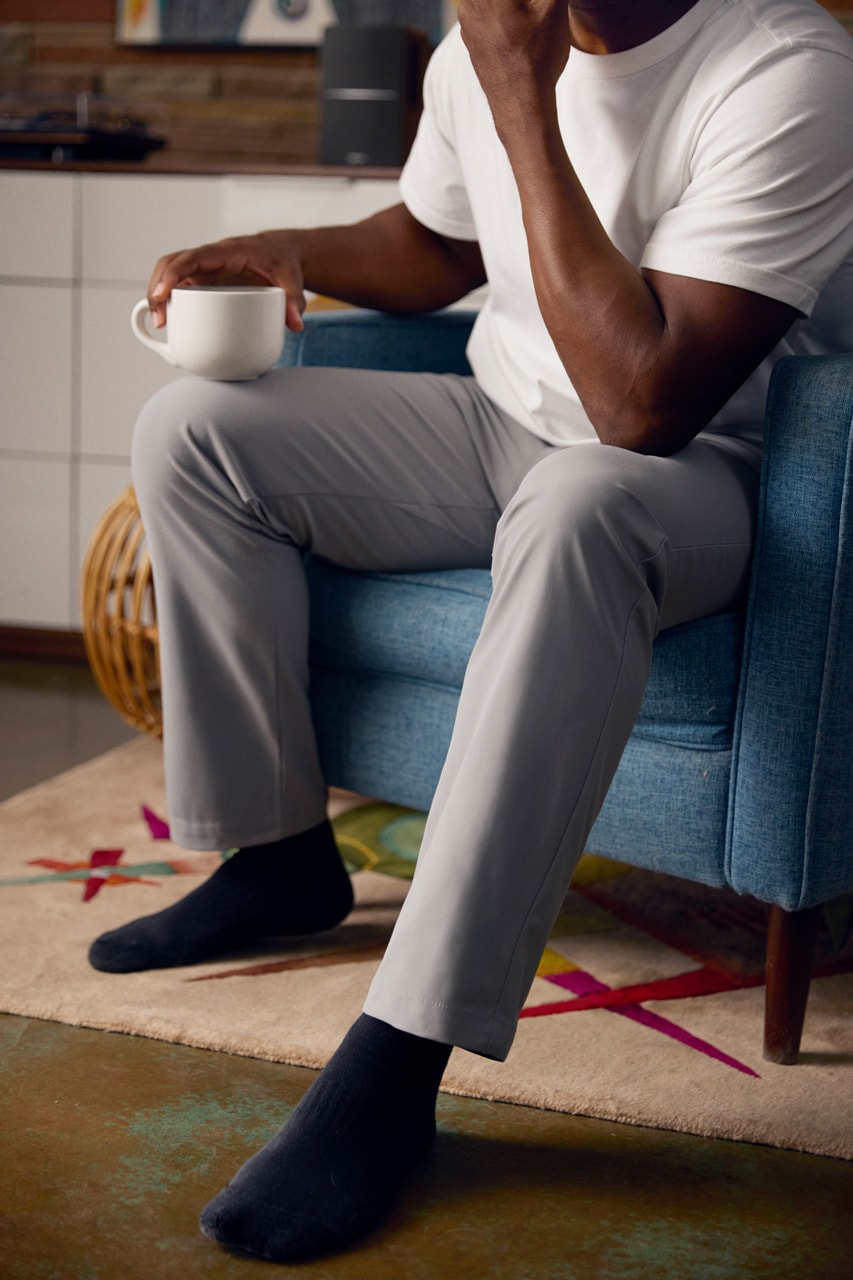 Dockers Go Collection Chinos Always a fit Priorities Airweave Pique Polo Logo Tee Oxford Shirt 