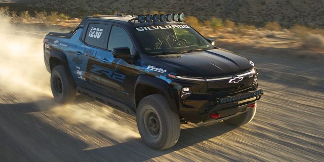 Chevrolet-Silverado-EV-ZR2-Race-Truck-Concept.jpg Chevrolet Silverado EV ZR2 Race Truck Concept