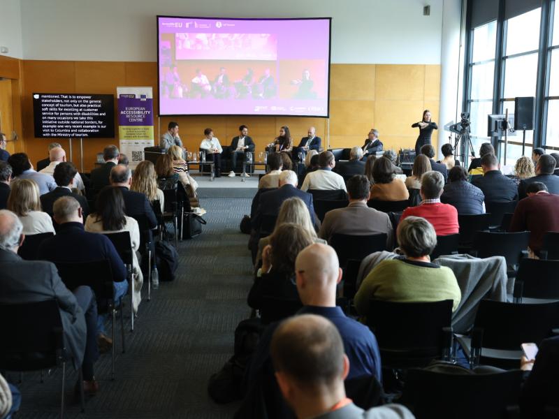 Accessible Tourism for Destinations, Companies, and People