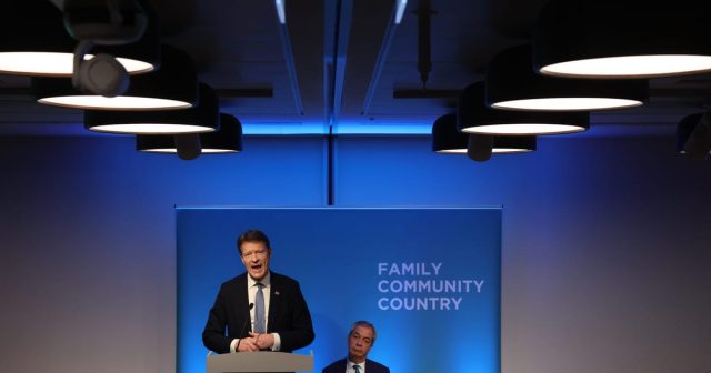 Farage-and-Tories-spy-an-opening-as-small-businesses-turn.jpg Farage and Tories spy an opening as small businesses turn on Labour