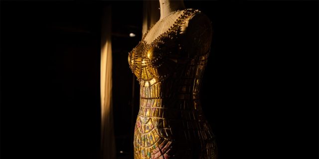 Guo-Pei-x-Tan-Guanghui-Glazed-Splendor-Art-Basel.jpg Guo Pei x Tan Guanghui Glazed Splendor Art Basel