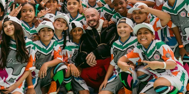 J-Balvin-and-EA-SPORTS-FC-Bring-Football-and-Art.jpg J Balvin and EA SPORTS FC Bring Football and Art to Medellín