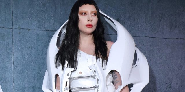 Lady-Gaga-MAYHEM-No-1-Debut-Billboard-200.jpg Lady Gaga 'MAYHEM' No. 1 Debut Billboard 200