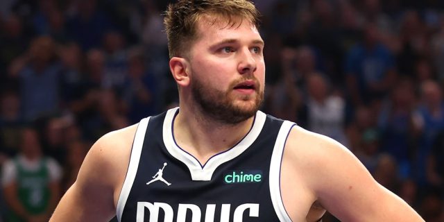 Luka-Doncic-Launch-Lifestyle-Sneaker-Jordan-Luka-77.jpg Luka Dončić Launch Lifestyle Sneaker Jordan Luka .77