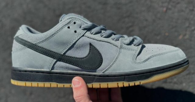 Nike-SB-Dunk-Low-Cool-Grey-Closer-Look.jpg Nike SB Dunk Low "Cool Grey" Closer Look