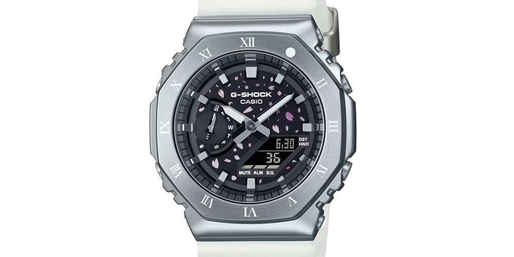 ONE-OK-ROCK-x-G-SHOCK-GM-2100TTTR-8AJR-Watch.jpg ONE OK ROCK x G-SHOCK GM-2100TTTR-8AJR Watch