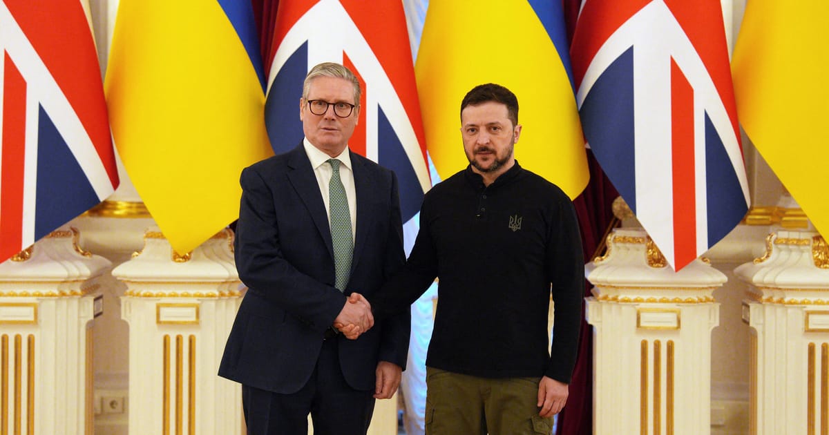 UKs-Starmer-embraces-Zelenskyy-after-Ukraine-leaders-Oval-Office-showdown.jpg UK’s Starmer embraces Zelenskyy after Ukraine leader’s Oval Office showdown