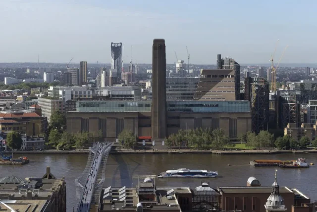 Uniqlo-launches-pop-up-at-Tate-Modern.webp.webp Drapers - Uniqlo launches pop-up at Tate Modern
