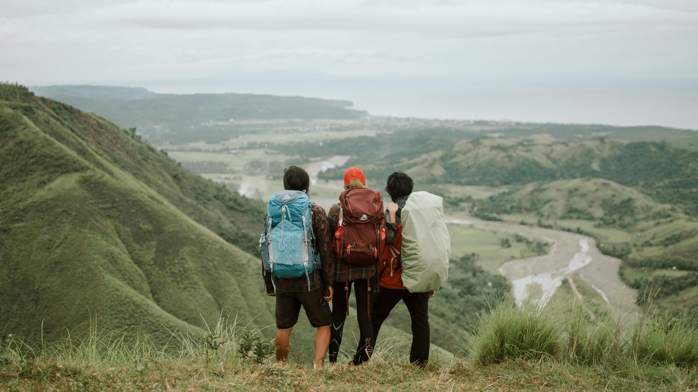 What-Are-Major-Sustainability-Challenges-in-Travel.jpg Three travelers