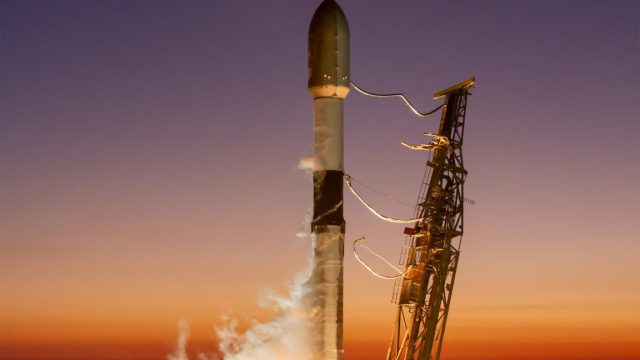 Whats-behind-the-recent-string-of-failures-and-delays-at.jpg What’s behind the recent string of failures and delays at SpaceX?