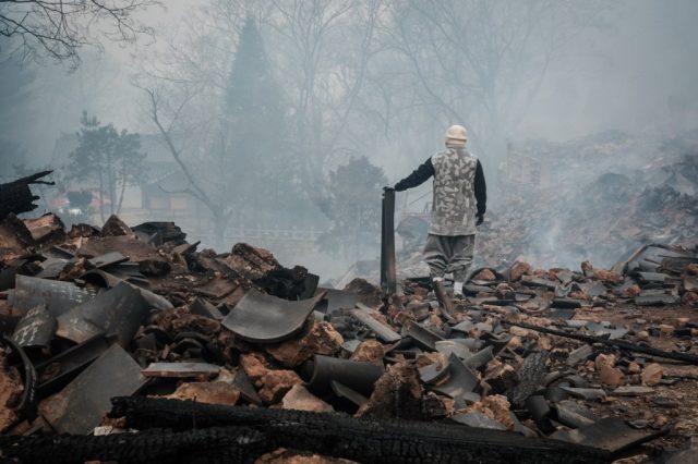 Wildfires in South Korea Kill 28, Destroy Ancient Gounsa Temple