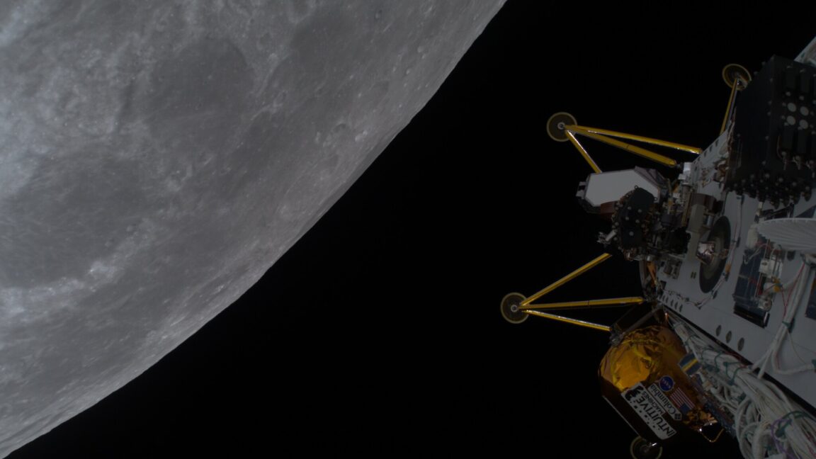 Yes-we-are-about-to-be-treated-to-a-second.jpg Yes, we are about to be treated to a second lunar landing in a week