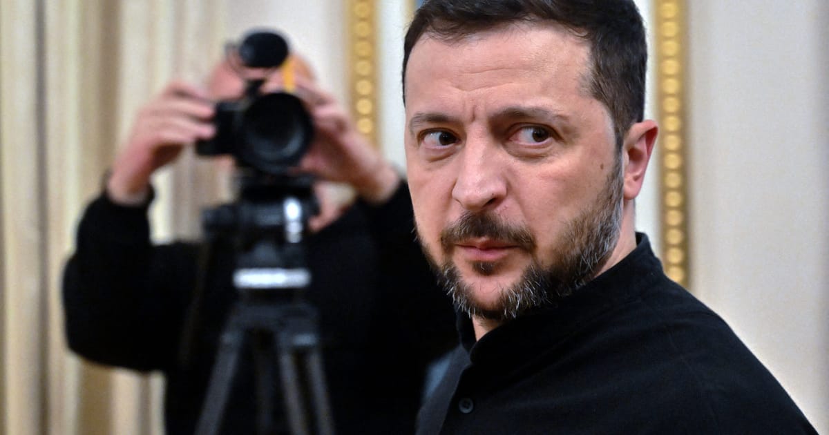 Zelenskyy says he has call with Trump after White House’s failed bid to halt Putin 
