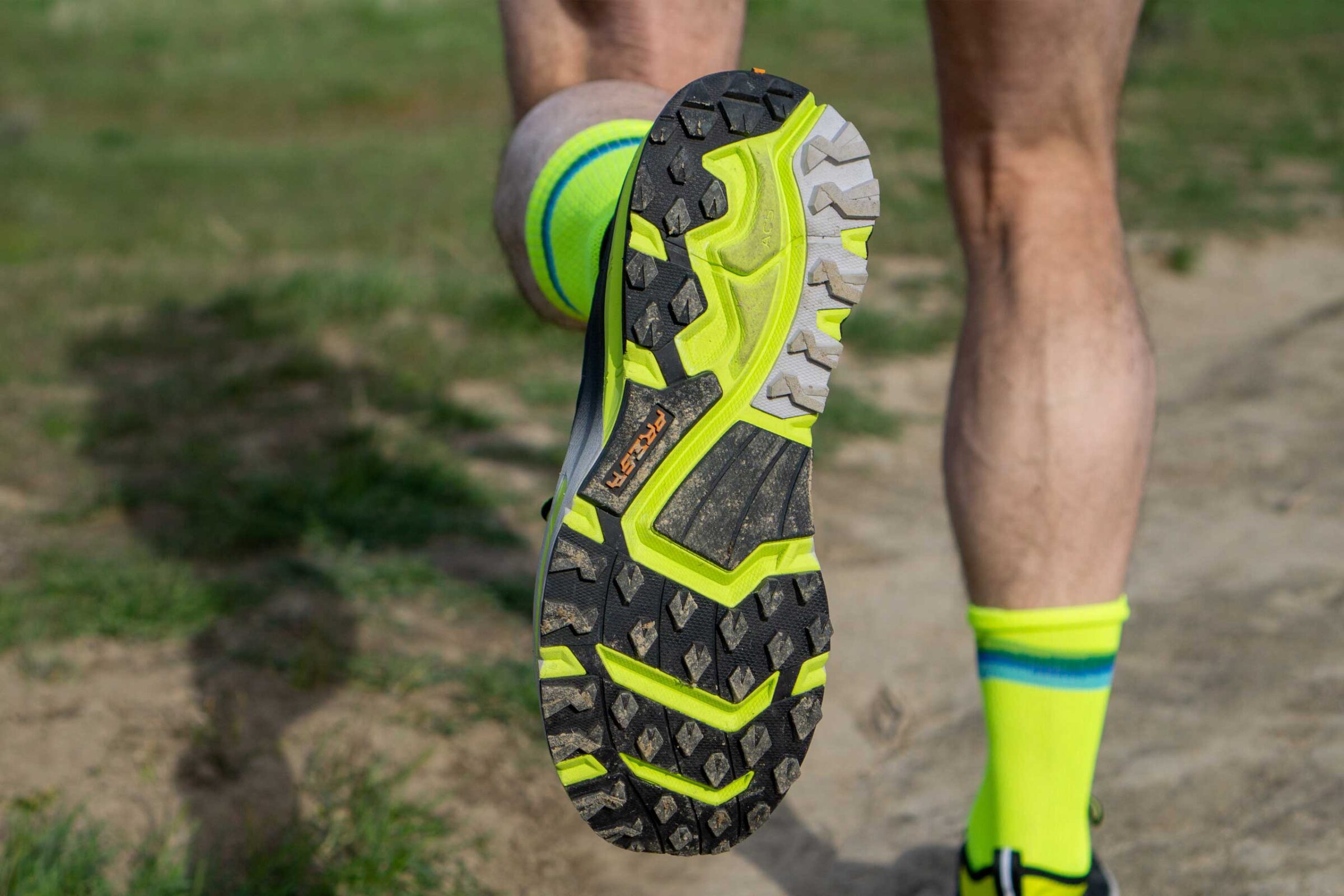 GearJunkie_Best_trailrunning_shoes_2022_traction