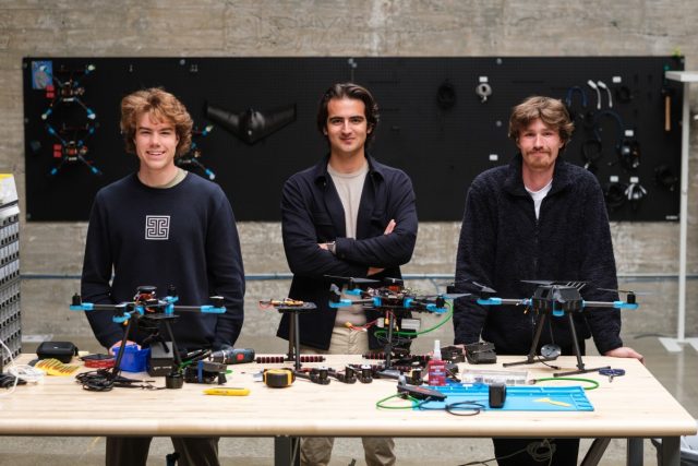 1744994523_Defense-tech-Theseus-landed-Y-Combinator-the-US-Special-Forces.jpg Theseus founders
