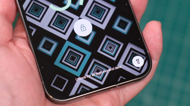 Android-phones-will-soon-reboot-themselves-after-sitting-unused-for.jpg Locked Android phone