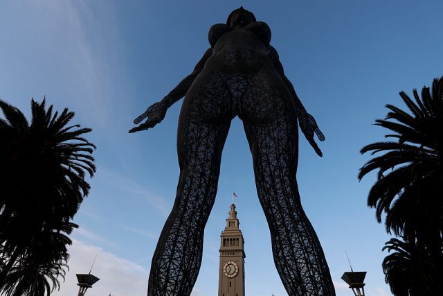 Death-of-Artist-Sarah-Cunningham-Ruled-Accidental.jpg A huge sculpture of a naked woman.