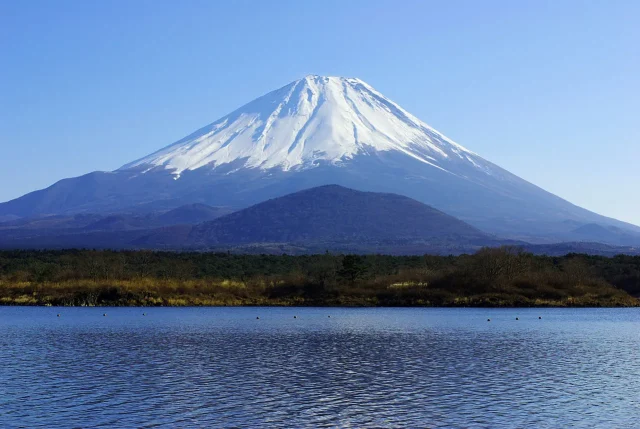 Japans-Mount-Fuji-to-Hike-Entry-Fees.jpg Mt. Fuji