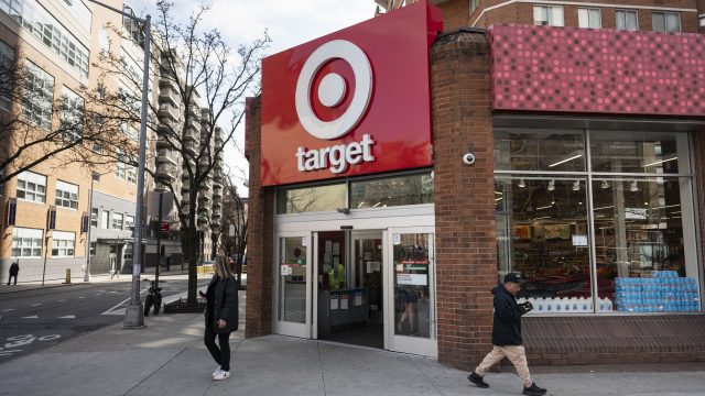 Target-CEO-to-meet-with-Al-Sharpton-after-DEI-rollback.jpeg Target CEO to meet with Al Sharpton after DEI-rollback