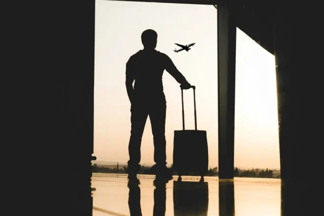 Visitors-to-US-From-Top-Markets-Down-10.jpg airport travel