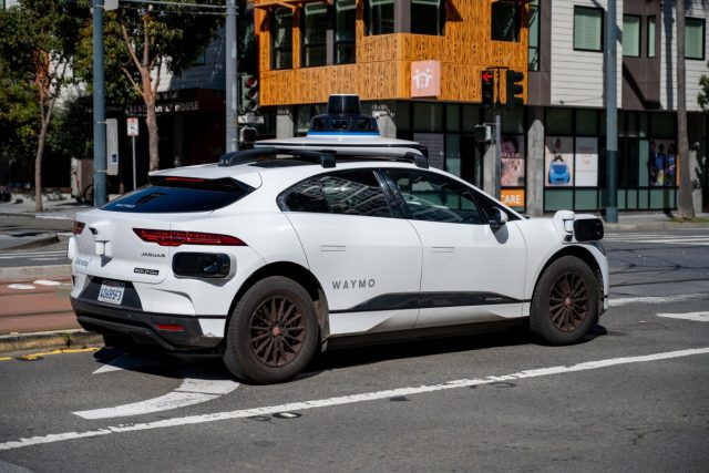 Waymo-may-use-interior-camera-data-to-train-generative-AI.jpg Waymo may use interior camera data to train generative AI models, sell ads
