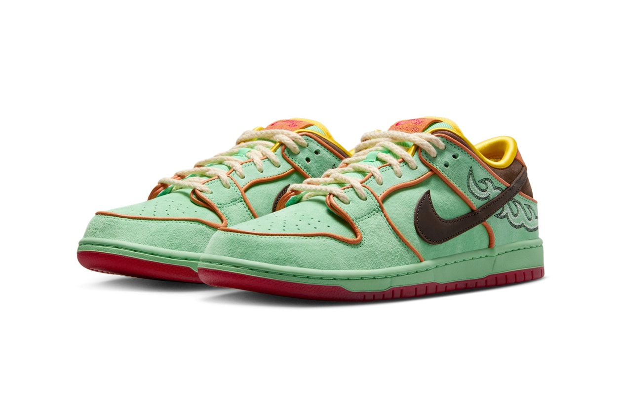 Best Sneaker Releases May 2025 Week 1 Nike A’One “Pink A’ura”  Swarovski x Crocs Classic Clog & Bae Clog  .SWOOSH x Nike Air Force 1 Low “Dirty Triple White” & “Triple Triple Black”  New Balance ABZORB 2010 “Vintage Khaki”  MM6 Maison Margiela x Salomon Spectur 2 & XT-4 Mule Willy Chavarria x adidas Jabbar Dress Low  sacai x Nike Zegamadome  thisisneverthat x New Balance Made in UK 991v2  Nike SB Dunk Low “Rodeo”  Air Jordan 1 High OG “UNC Reimagined”