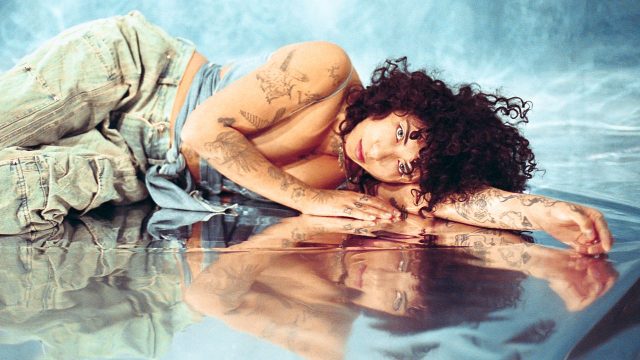 1747352405_Indigo-De-Souza-Announces-New-Album-Precipice-Shares-Video-for.jpeg Indigo De Souza Announces New Album Precipice, Shares Video for New Song “Heartthrob”: Watch