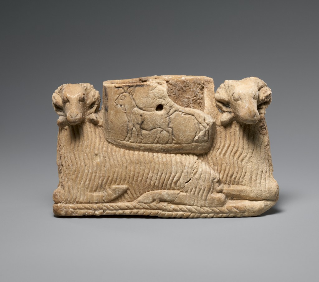 Metropolitan Museum Returns Three Ancient Sculptures to Iraq