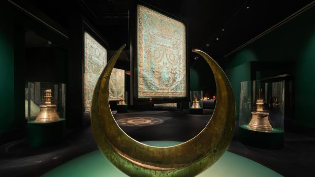 1747943768_The-Islamic-Arts-Biennale-Anchors-Itself-in-the-Past.jpg The Islamic Arts Biennale Anchors Itself in the Past