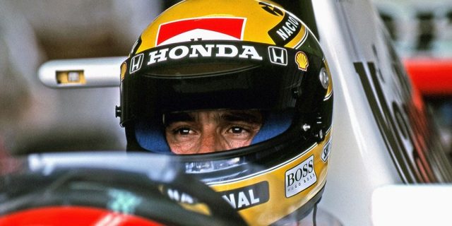 Ayrton-Senna-F1-Helmet-Record-Sale-Auction-Info.jpg Ayrton Senna F1 Helmet Record Sale Auction Info