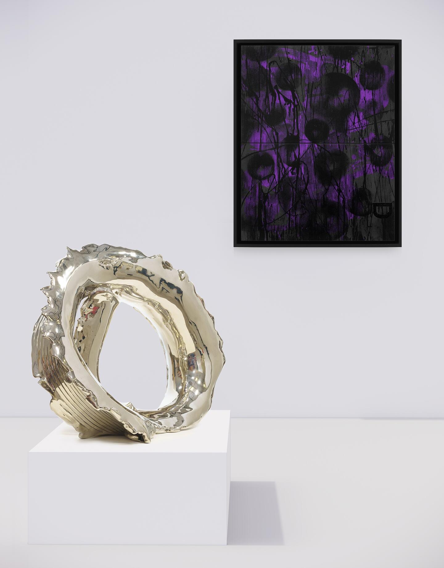 Left to right: Lynda Benglis, Heart Of The Matter, 2024. © Lynda Benglis / Artists Rights Society (ARS), New York; Adam Pendleton, Black Dada (D), 2025. © Adam Pendleton. Courtesy Pace Gallery