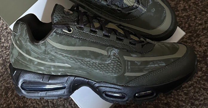 Seoul's WORKSOUT Collabs with Nike on the Air Max 95 "Uniform"