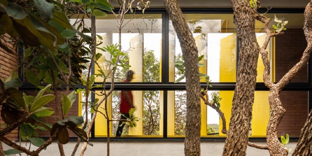 The-House-of-7-Trees-by-Hersen-Mendes-Arquitetura-Brazil.jpg The House of 7 Trees by Hersen Mendes Arquitetura Brazil