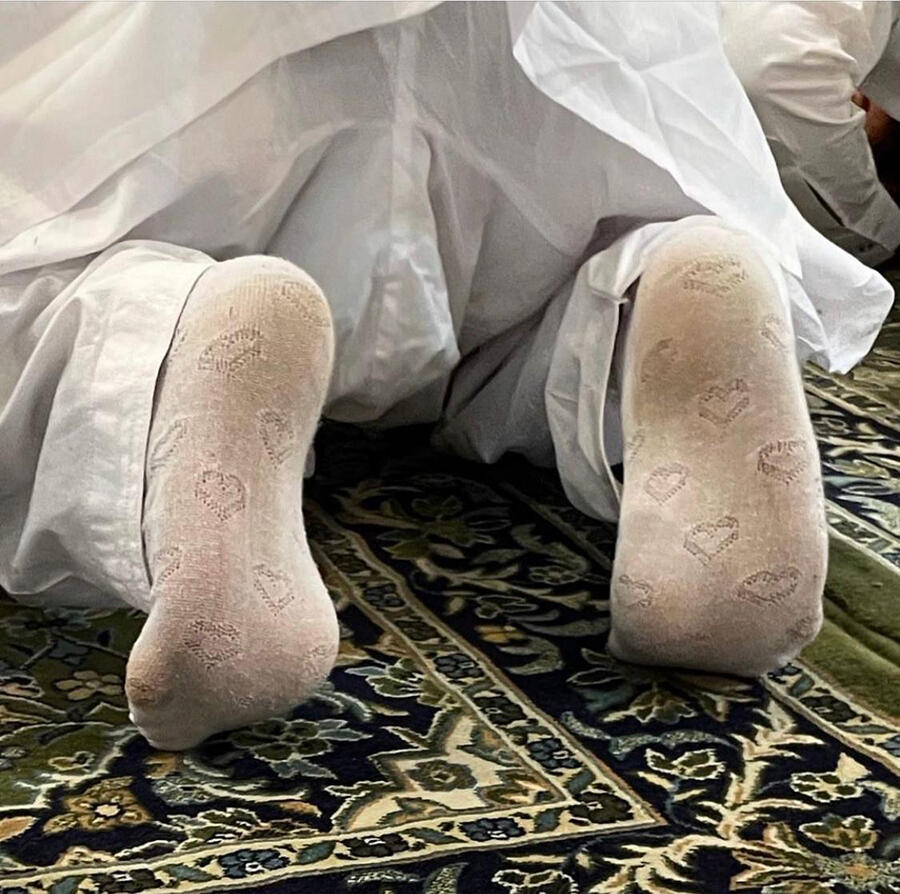 rami-farook-heart-socks-sujood