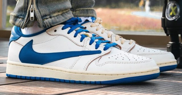 Travis Scott x Fragment x Air Jordan 1 Low OG DM7866-104