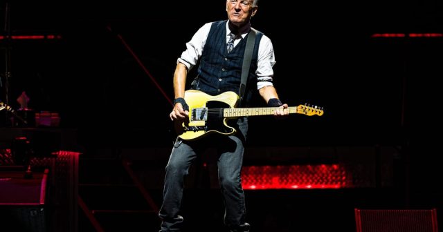 Trump-wants-probe-into-celeb-endorsements-as-Springsteen-needles-president.jpg Trump wants probe into celeb endorsements as Springsteen needles president
